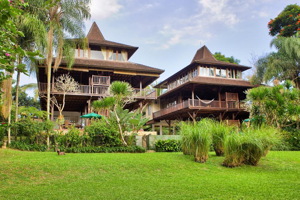 Villa Atas Awan Паянган Экстерьер фото