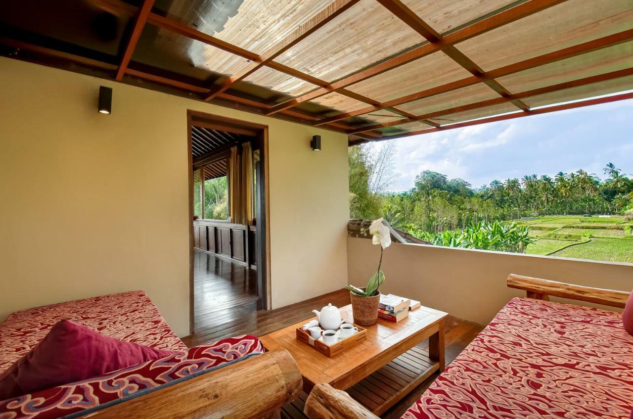 Villa Atas Awan Паянган Экстерьер фото