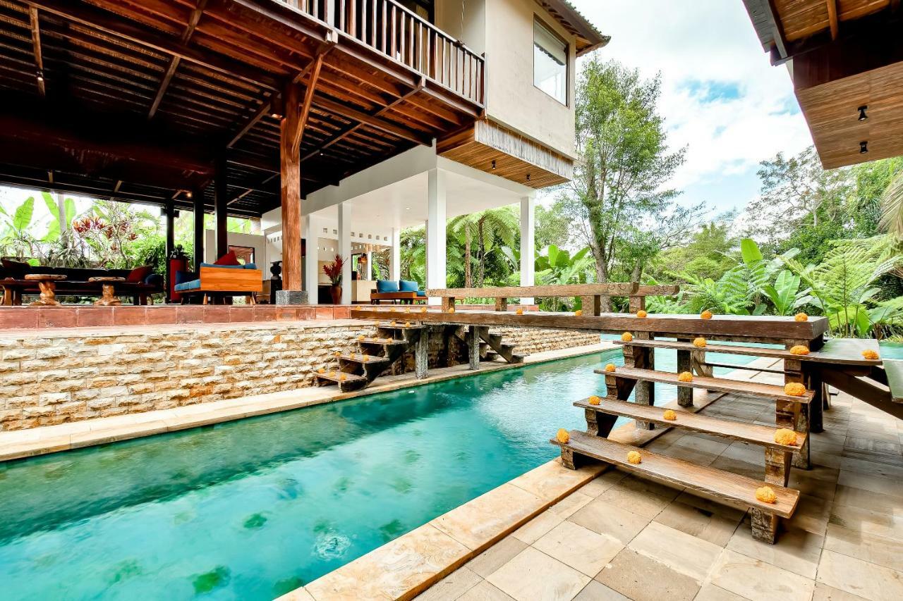 Villa Atas Awan Паянган Экстерьер фото